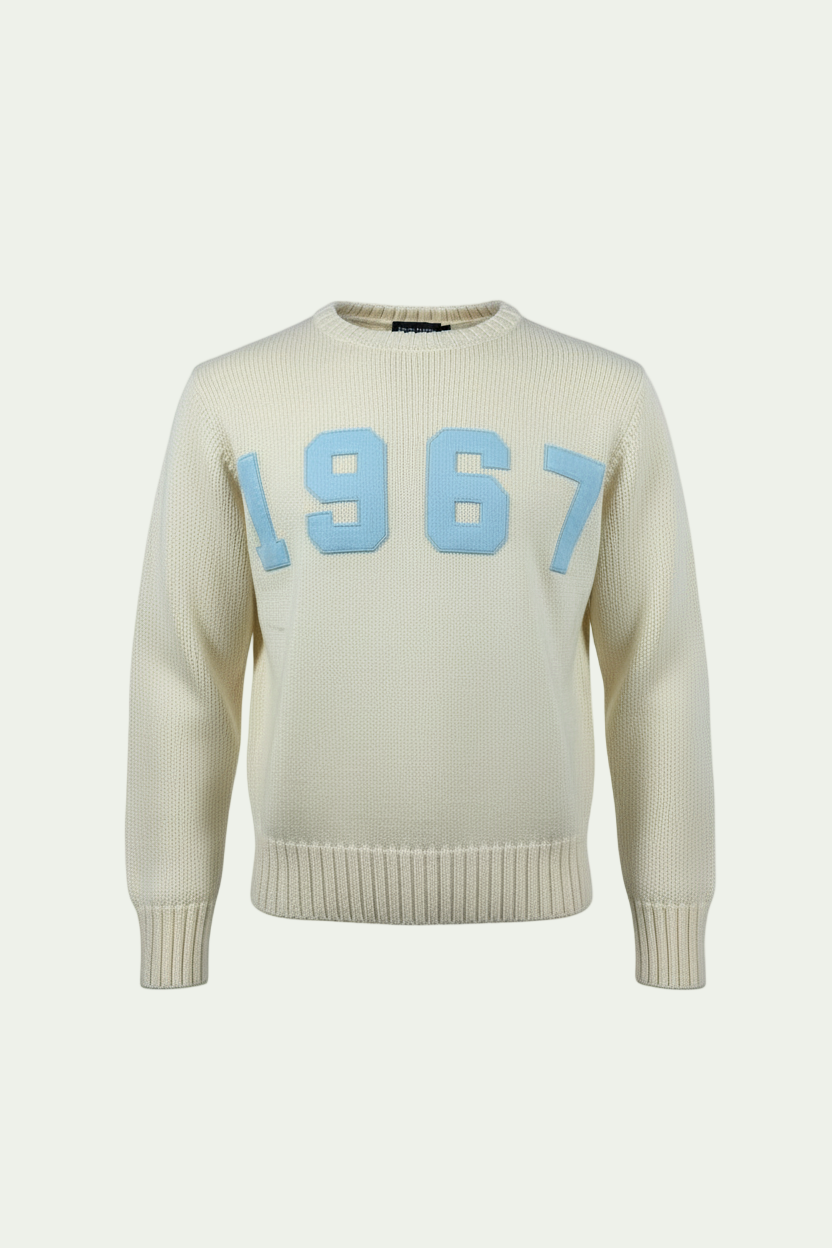 Gebreide Trui met '1967'-Print – Crème & Blauw